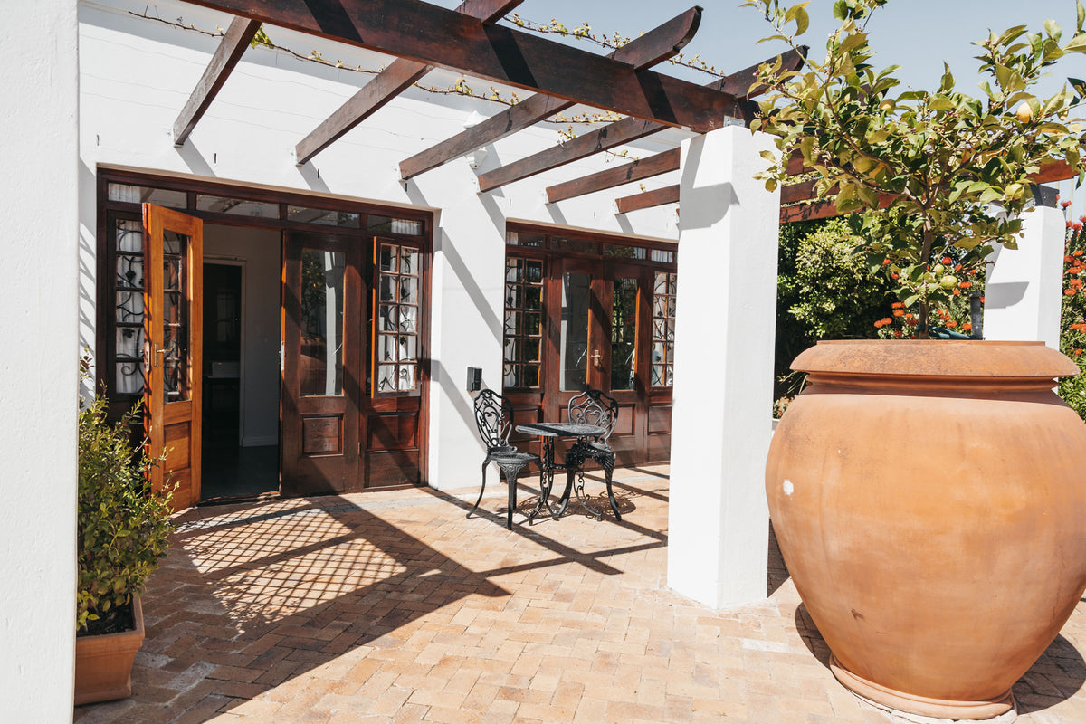 Mitre's Edge Wine Estate - Best Boutique Wine Farm – Mitre's Edge Wines